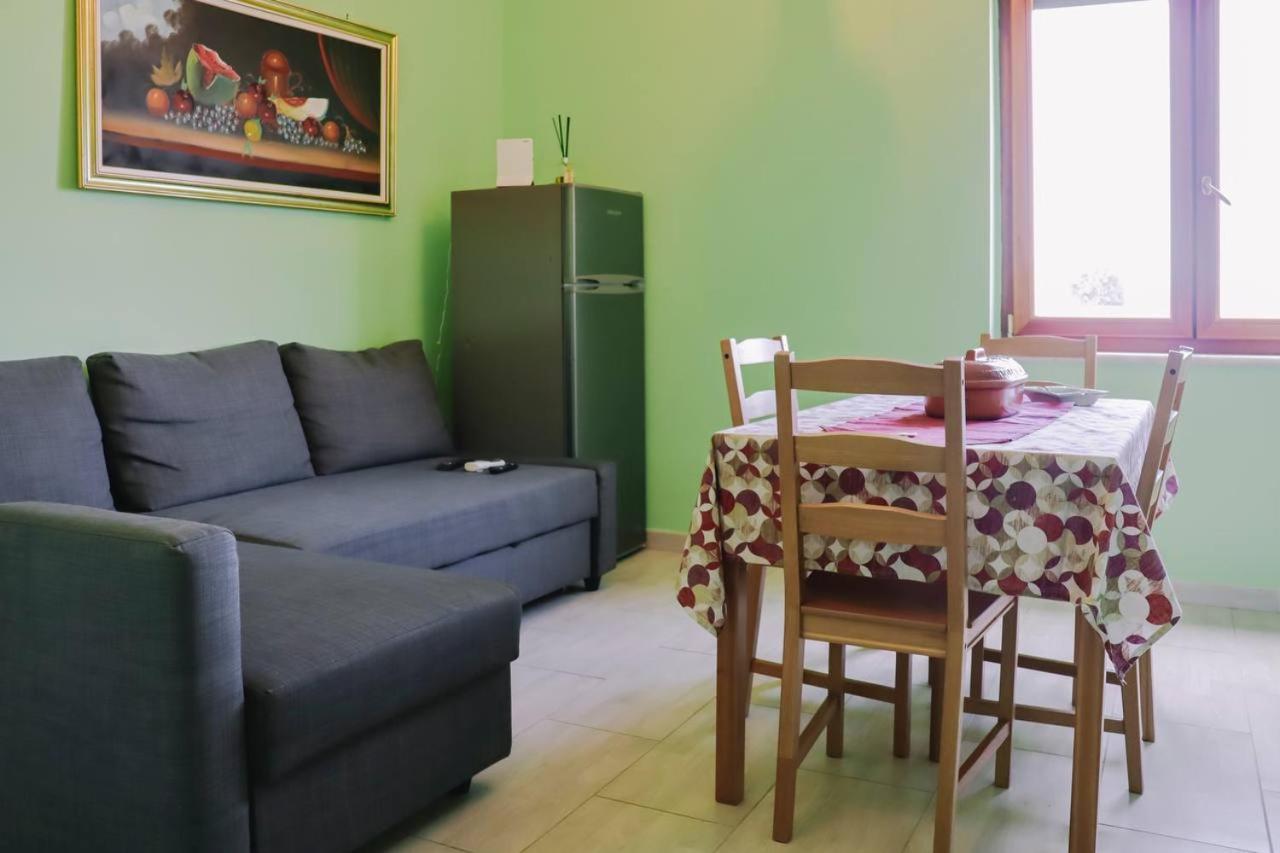 Holiday-Caroline Apartment Pompeia Exterior foto
